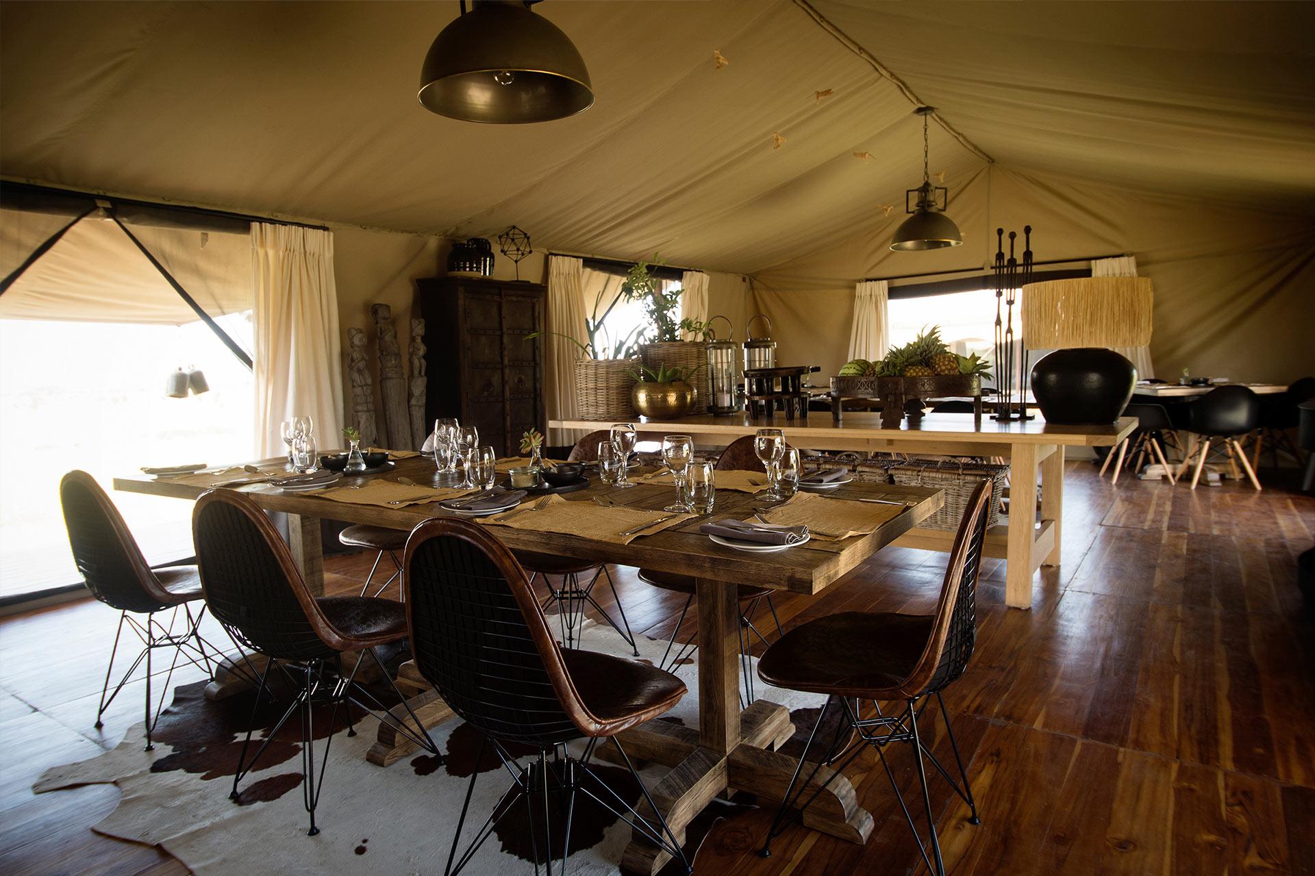 Serengeti Camp Dinner tent the optimal glamping experience